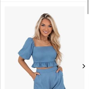 NWT kittenish chambray top!
